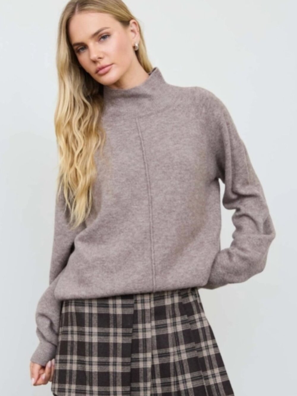 Fall Center Seam Mock Neck Relaxed Pullover Sweater